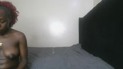 Snapshot of curvy_melvs chatting on March 4, 7:53 pm mel online show from March 4, 7:53 pm