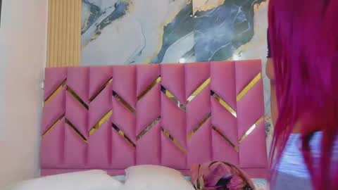 curvyhomebebe online show from April 10, 3:01 am