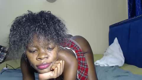 curvyjoan online show from October 31, 10:38 am