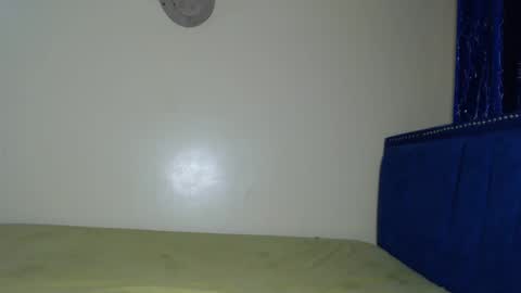 curvyjoan online show from November 2, 9:22 am