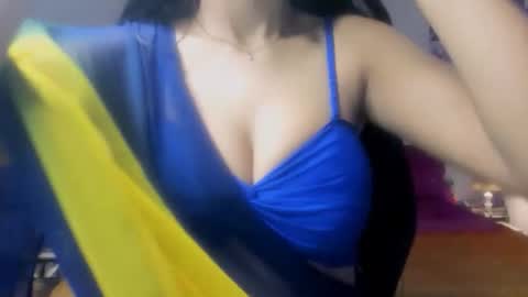 Snapshot of cute_alishaa chatting on May 4, 6:59 pm Alisha online show from May 4, 6:59 pm