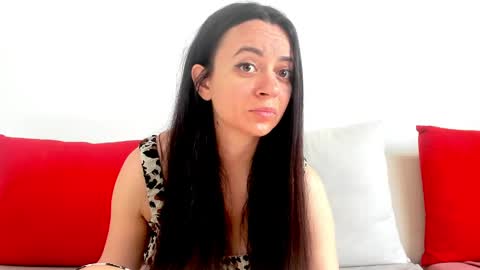 Snapshot of cute_angel95 chatting on May 1, 6:40 am cute_angel95 online show from May 1, 6:40 am