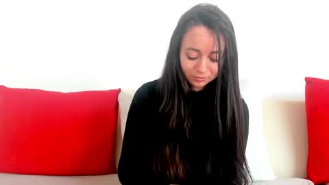 Snapshot of cute_angel95 chatting on May 6, 8:30 am cute_angel95 online show from May 6, 8:30 am