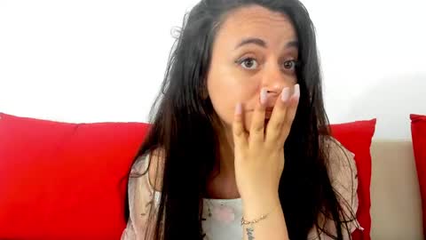 Snapshot of cute_angel95 chatting on June 3, 2:33 pm cute_angel95 online show from June 3, 2:33 pm