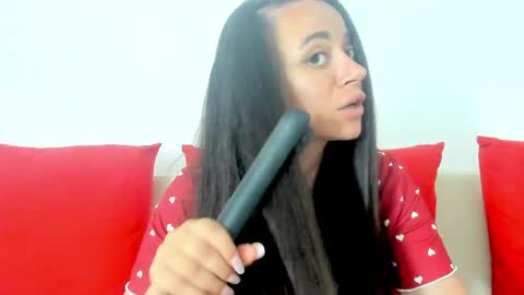 Snapshot of cute_angel95 chatting on June 6, 12:54 pm cute_angel95 online show from June 6, 12:54 pm