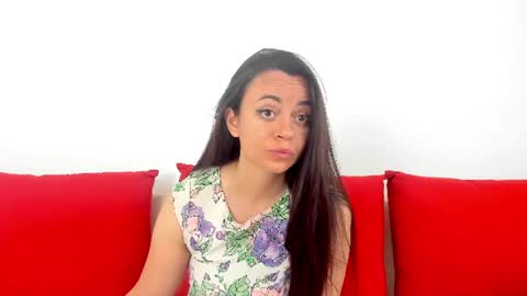 Snapshot of cute_angel95 chatting on June 18, 6:13 am cute_angel95 online show from June 18, 6:13 am