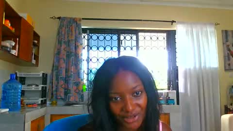 Snapshot of cute_annah chatting on May 19, 6:09 am cute annah online show from May 19, 6:09 am