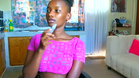 Snapshot of cute_annah chatting on May 21, 5:47 am cute annah online show from May 21, 5:47 am