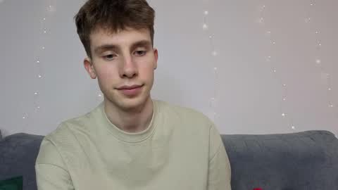 Snapshot of cute_brian chatting on May 13, 3:53 pm Im Brian online show from May 13, 3:53 pm