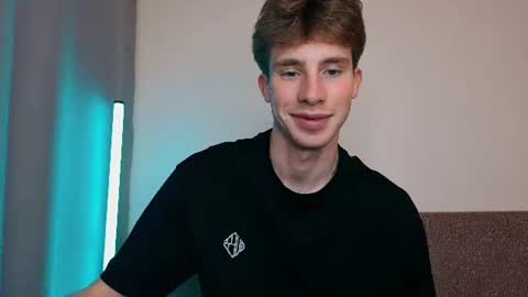 Snapshot of cute_brian chatting on July 22, 5:05 pm Im Brian online show from July 22, 5:05 pm