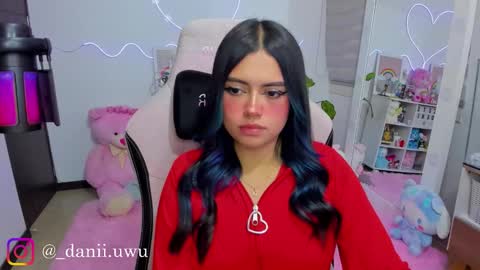 Snapshot of cute_dani__ chatting on March 11, 5:35 am Dani online show from March 11, 5:35 am