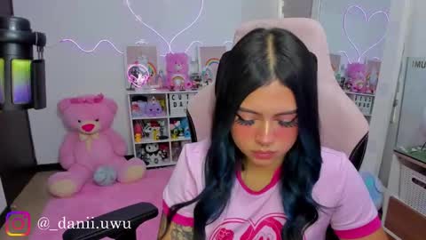 Snapshot of cute_dani__ chatting on March 24, 3:28 pm Dani online show from March 24, 3:28 pm