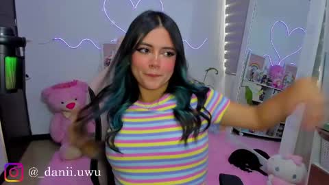 Snapshot of cute_dani__ chatting on April 27, 3:43 pm Dani online show from April 27, 3:43 pm
