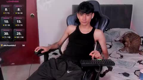 Snapshot of cute_diego_ chatting on January 12, 11:10 pm Diego online show from January 12, 11:10 pm