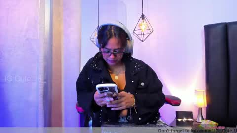   Independent Model online show from May 22, 1:06 pm
