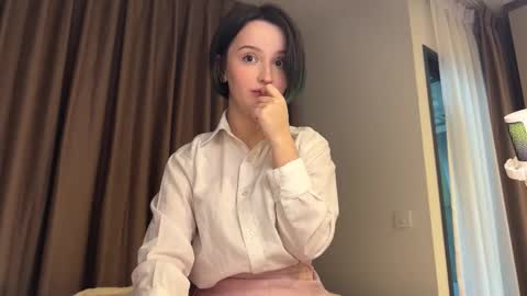 Snapshot of cute_emiliya chatting on January 10, 12:12 am Emily online show from January 10, 12:12 am