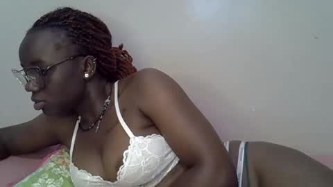 daddysdoll online show from April 5, 4:53 am