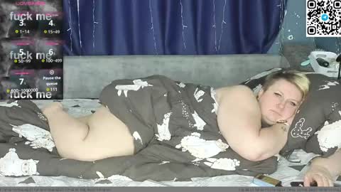 Snapshot of cute_hanna_bbw chatting on June 3, 9:12 am Hanna online show from June 3, 9:12 am