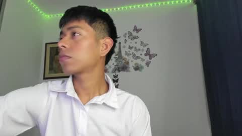 Snapshot of cute_horny_friends chatting on August 8, 10:12 pm AnderSamu online show from August 8, 10:12 pm