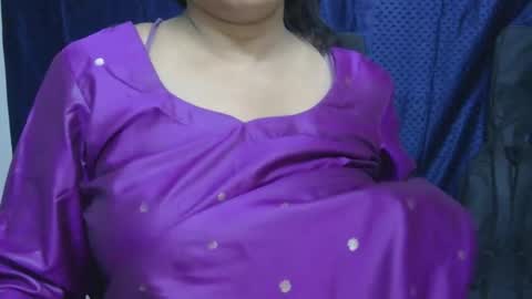 Snapshot of cute_kashmira99 chatting on September 20, 6:09 pm kashmira online show from September 20, 6:09 pm