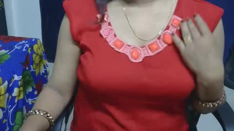 Snapshot of cute_kashmira99 chatting on November 3, 6:20 pm kashmira online show from November 3, 6:20 pm