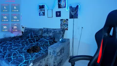 Emily online show from October 5, 6:06 pm