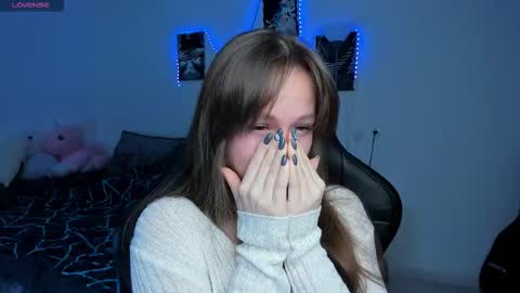 Emily online show from October 6, 2:14 pm