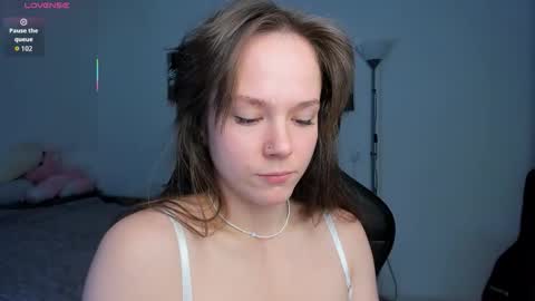 Emily online show from October 15, 11:54 am