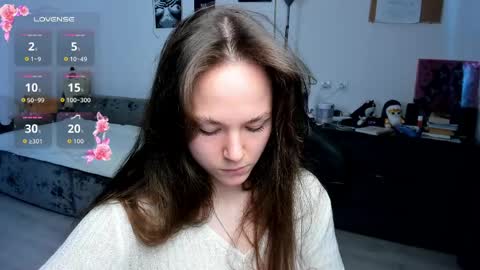 Snapshot of cute_little_ass chatting on March 31, 9:53 am Emily online show from March 31, 9:53 am