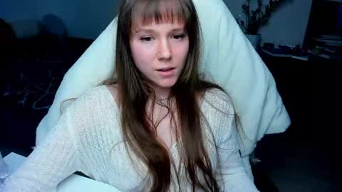 Snapshot of cute_little_ass chatting on May 20, 3:07 pm Emily online show from May 20, 3:07 pm