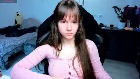 Snapshot of cute_little_ass chatting on June 29, 8:20 am Emily online show from June 29, 8:20 am