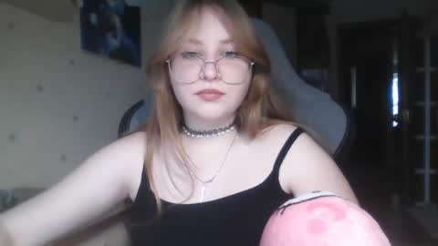 Veronica online show from March 3, 12:48 pm