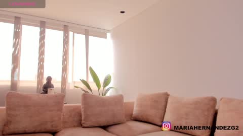 Maria online show from December 14, 5:25 pm