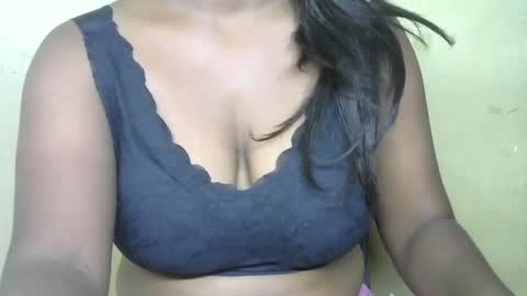 alia online show from October 14, 2:18 pm