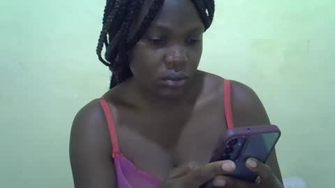cute_roxie online show from December 5, 8:33 am
