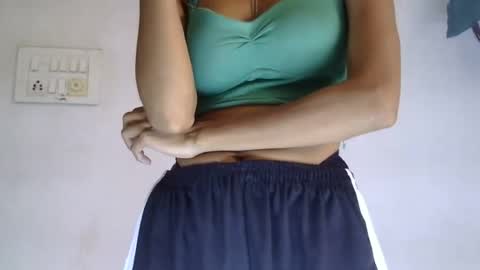 Snapshot of cute_ruhii chatting on July 18, 4:05 am ruhi online show from July 18, 4:05 am
