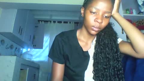Snapshot of cute_sexy3 chatting on May 5, 4:42 am SHARON online show from May 5, 4:42 am