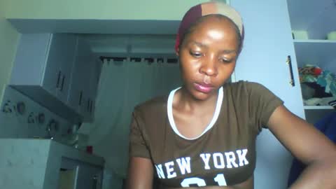 Snapshot of cute_sexy3 chatting on May 8, 10:04 pm SHARON online show from May 8, 10:04 pm
