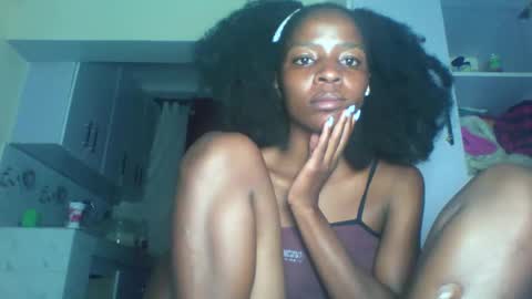 Snapshot of cute_sexy3 chatting on May 15, 10:50 pm SHARON online show from May 15, 10:50 pm