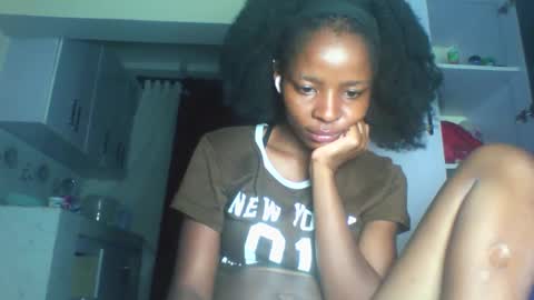Snapshot of cute_sexy3 chatting on May 21, 8:16 pm SHARON online show from May 21, 8:16 pm