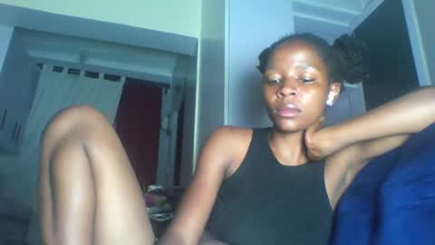 Snapshot of cute_sexy3 chatting on May 23, 10:25 pm SHARON online show from May 23, 10:25 pm