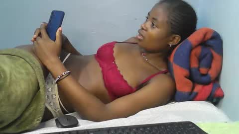 cute_shaniz online show from September 15, 7:08 am
