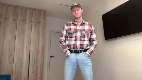 cute_skywalker online show from March 3, 2:12 pm