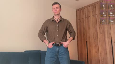 cute_skywalker online show from April 8, 8:03 am