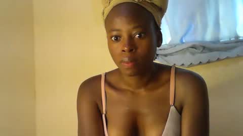 cute_sonny online show from February 18, 5:36 am