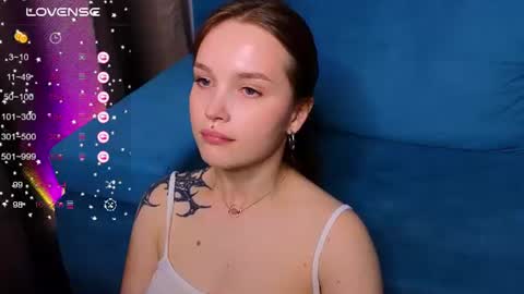 Snapshot of cute_summer_breathe chatting on June 27, 10:48 pm Sue online show from June 27, 10:48 pm