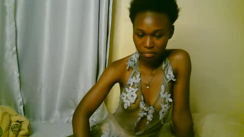 Snapshot of cute_tasha chatting on June 12, 1:59 am cute_tasha online show from June 12, 1:59 am