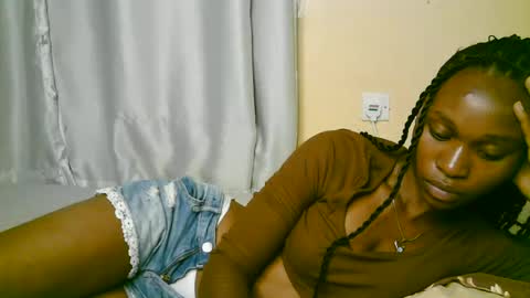 Snapshot of cute_tasha chatting on June 17, 12:02 am cute_tasha online show from June 17, 12:02 am