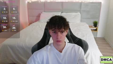 Thomas -  online show from December 12, 5:15 pm