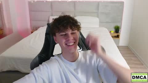 Thomas -  online show from December 16, 6:27 pm